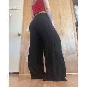 Nanette Lepore Black Wide-Leg Tiered Linen Pants